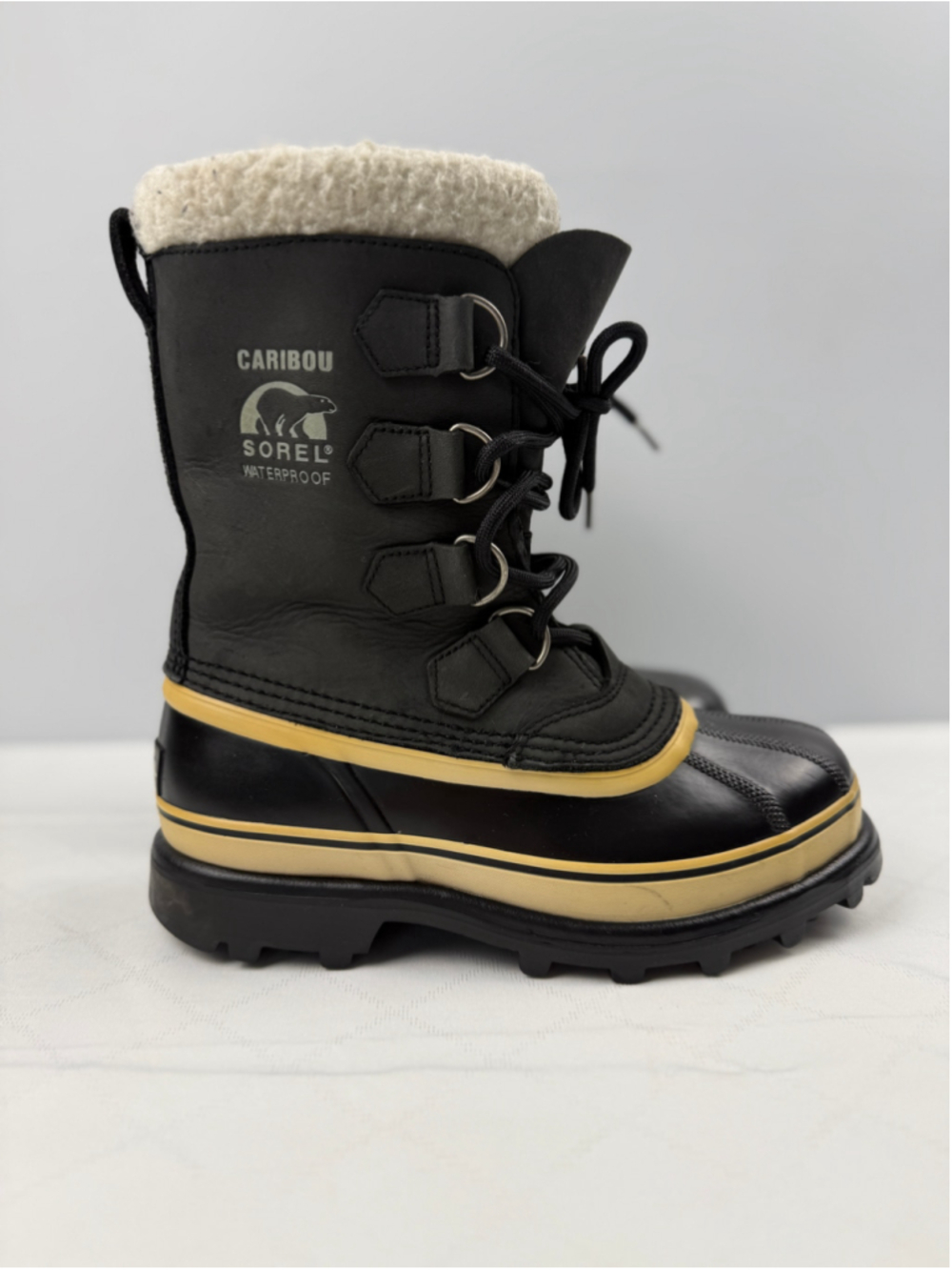 Sorel Caribou Winter Boots Black Women size 6